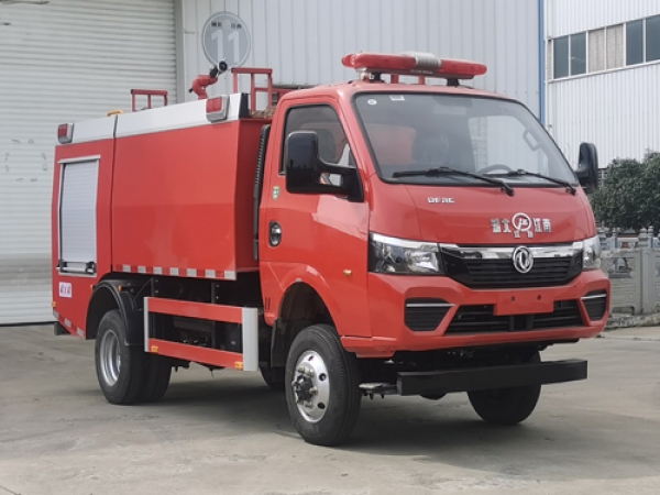 東風(fēng)途逸單排四驅(qū)水罐消防車(chē)